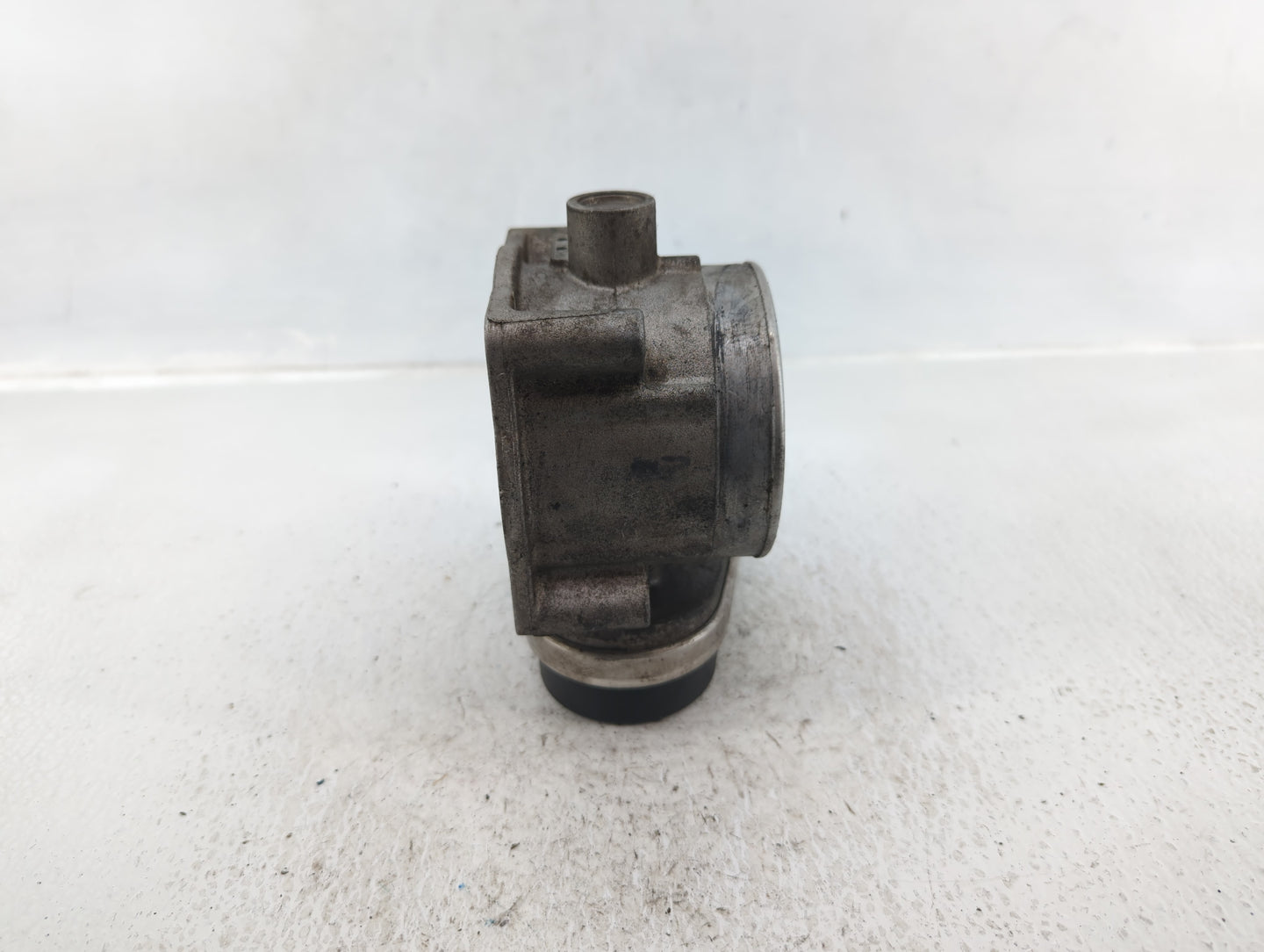 2005-2010 Dodge Ram 1500 Throttle Body P/N:5 718 201 Fits Fits 2005 2006 2007 2008 2009 2010 2011 2012 OEM Used Auto Parts -
