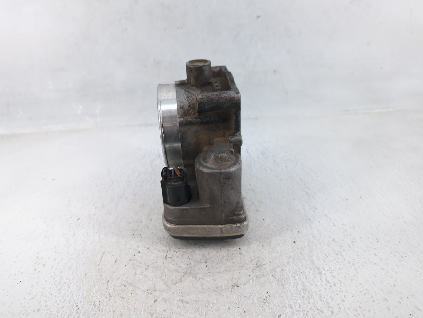 2005-2010 Dodge Ram 1500 Throttle Body P/N:5 718 201 Fits Fits 2005 2006 2007 2008 2009 2010 2011 2012 OEM Used Auto Parts -
