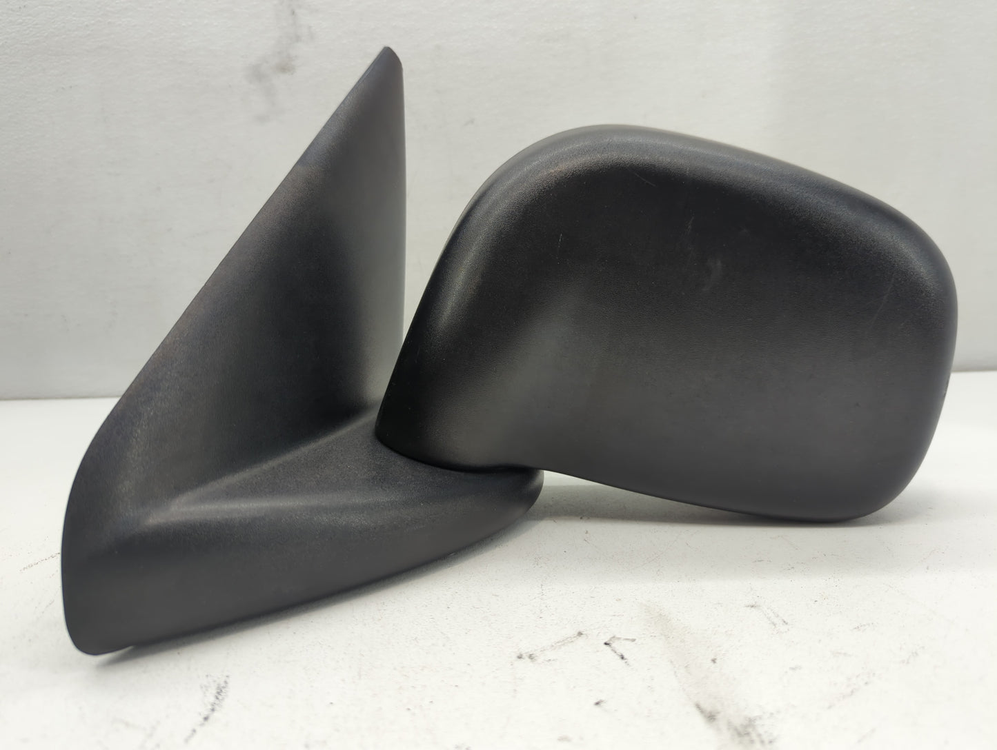 2002-2008 Dodge Ram 1500 Driver Side View Mirror - Left Door Mirror OEM Used - Oemusedautoparts1.com
