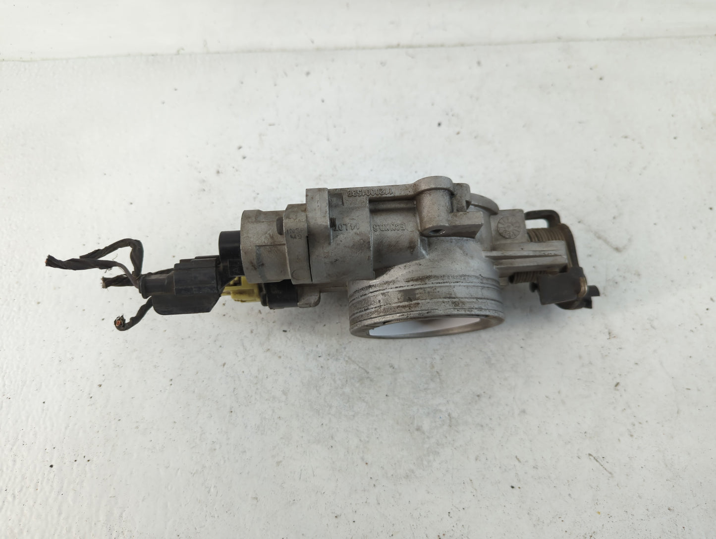 2005-2006 Dodge Ram 1500 Throttle Body P/N:1604 1544CHM 53032119AF Fits Fits 2005 2006 OEM Used Auto Parts - Oemusedautopart