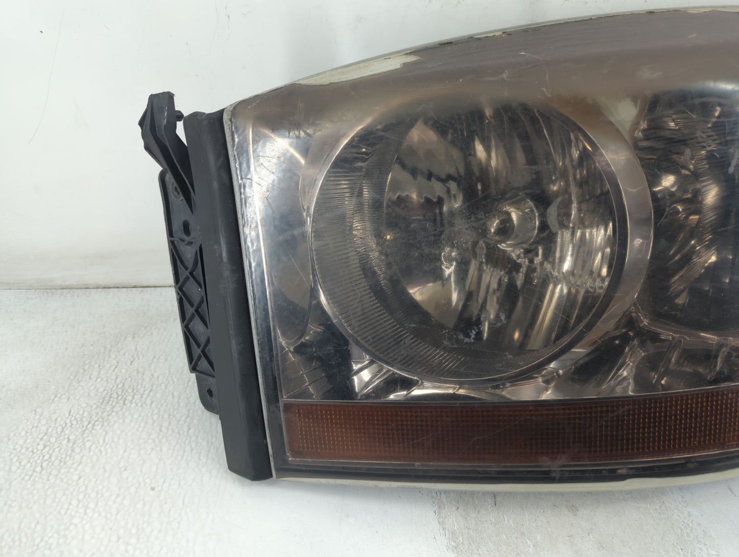 2006-2006 Dodge Ram 1500 Driver Left Oem Head Light Headlight Lamp - Oemusedautoparts1.com