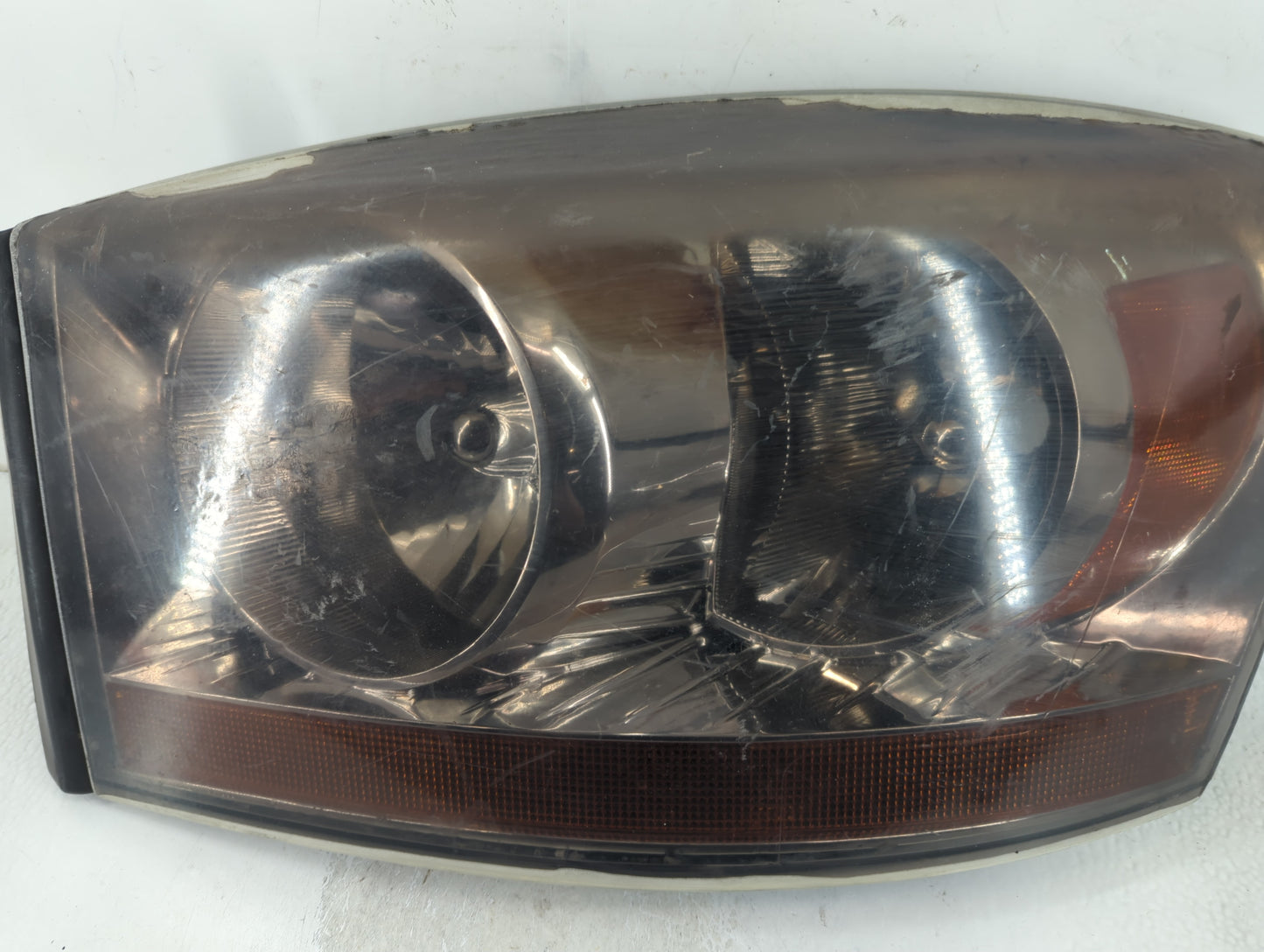 2006-2006 Dodge Ram 1500 Driver Left Oem Head Light Headlight Lamp - Oemusedautoparts1.com