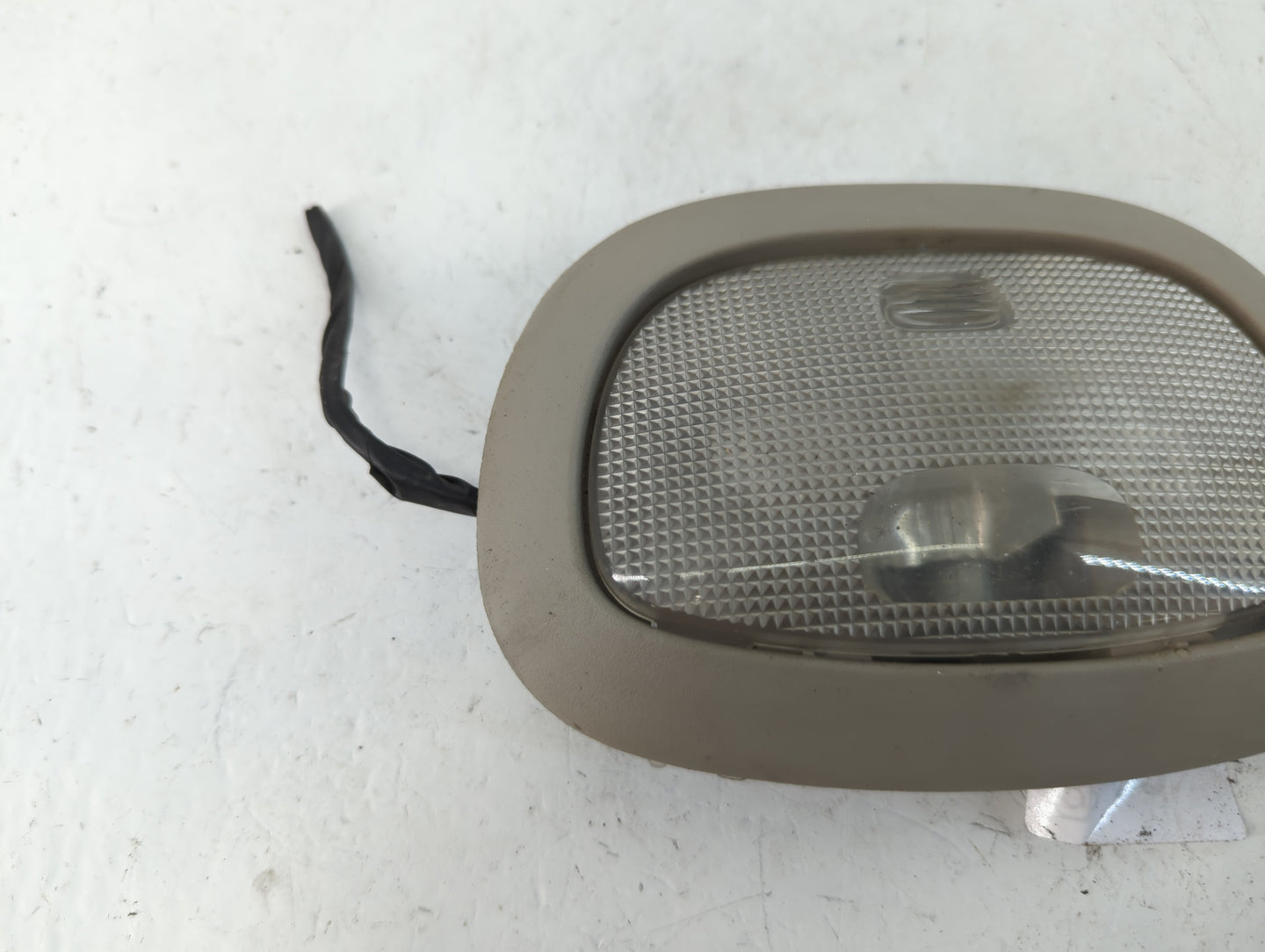 2006 Dodge Ram 1500 Overhead Roof Console Interior Dome Light - Oemusedautoparts1.com