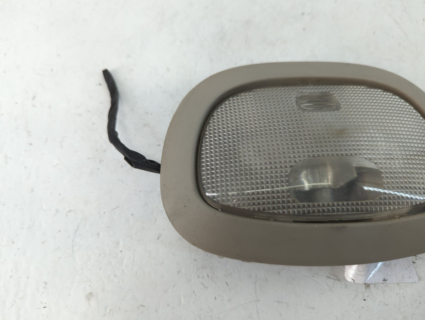 2006 Dodge Ram 1500 Overhead Roof Console Interior Dome Light - Oemusedautoparts1.com