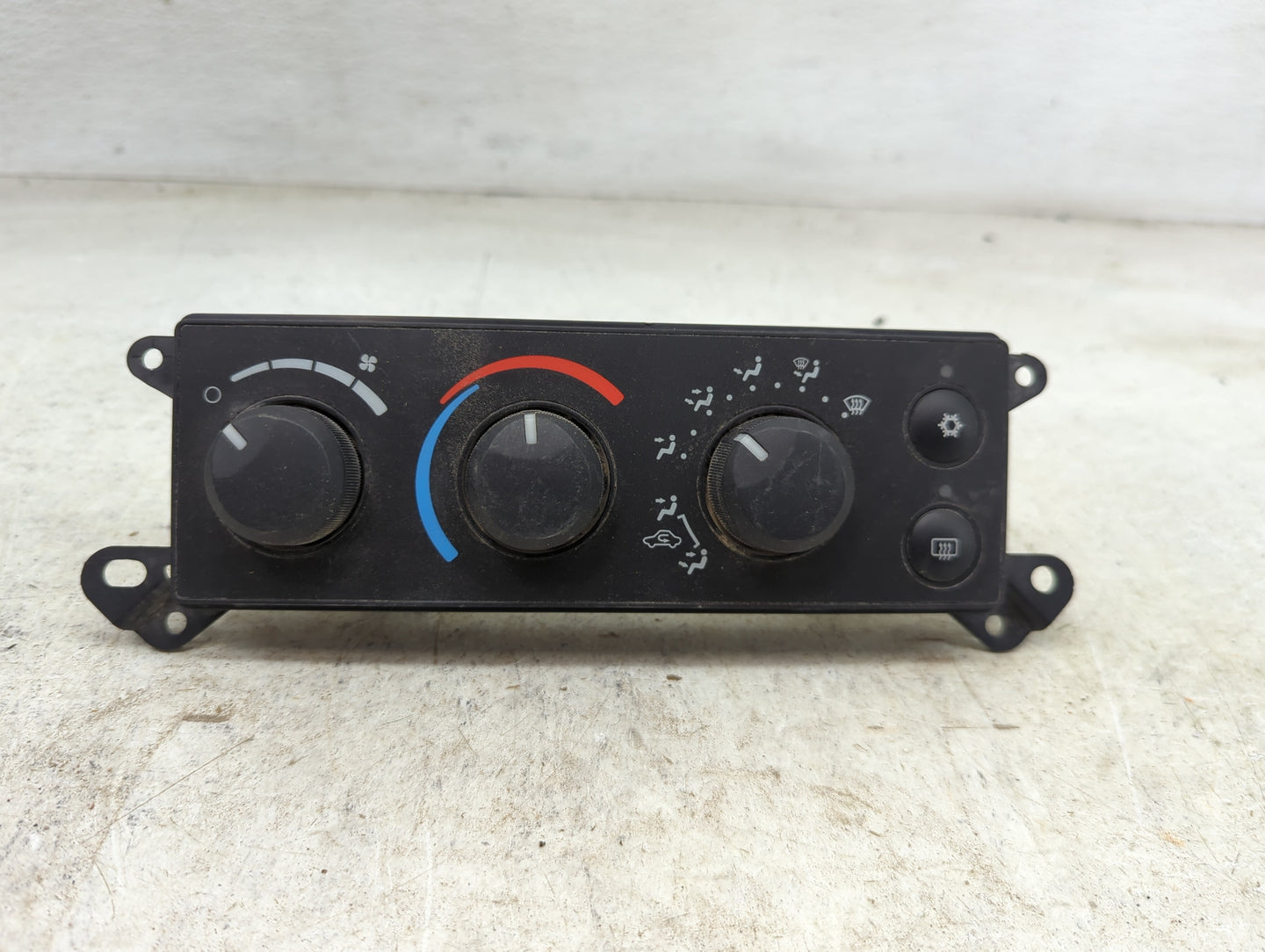 2006-2007 Dodge Ram 2500 Climate Control Module Temperature AC/Heater Replacement P/N:P55056569AD 58024B Fits Fits 2006 2007