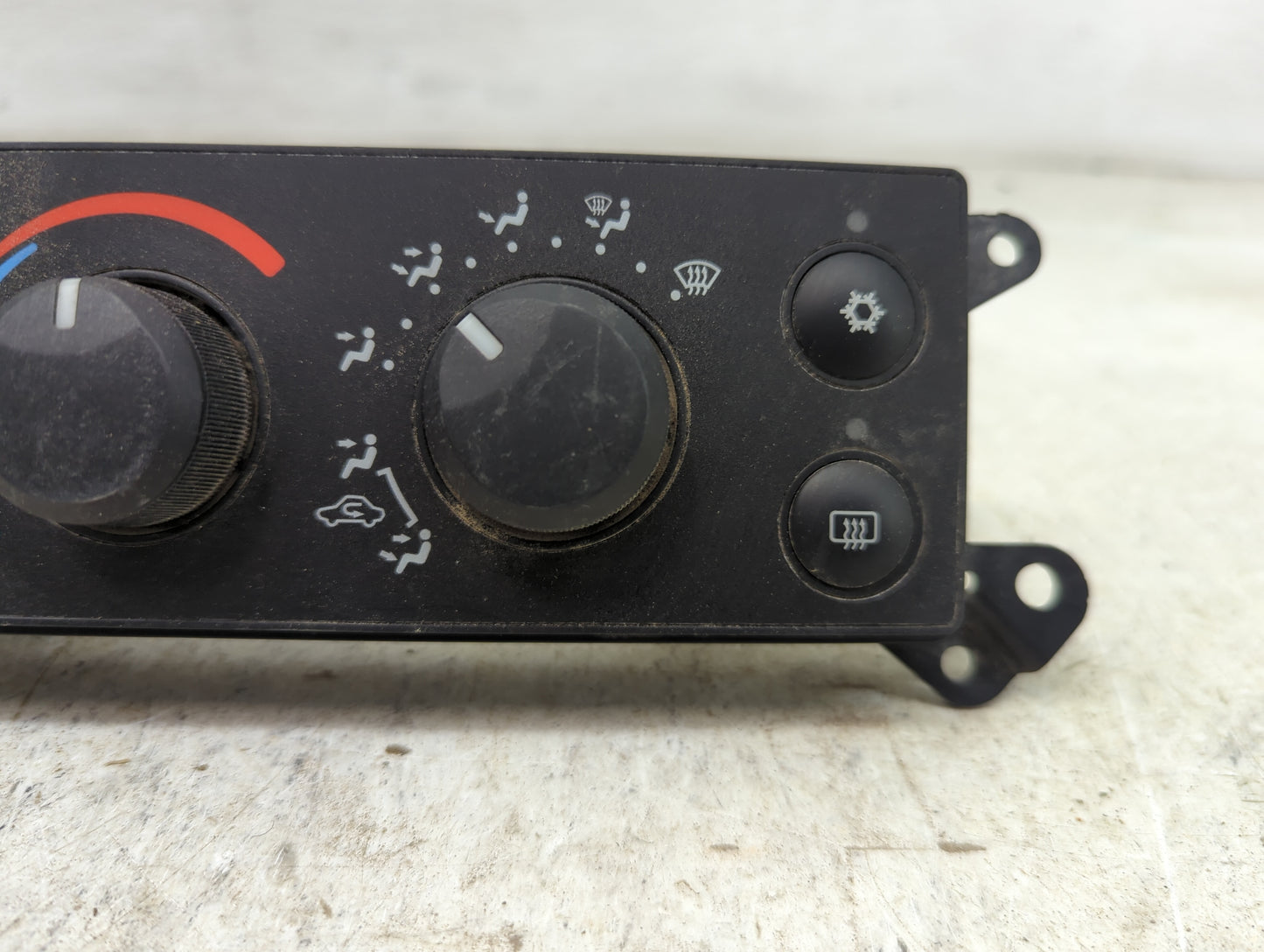 2006-2007 Dodge Ram 2500 Climate Control Module Temperature AC/Heater Replacement P/N:P55056569AD 58024B Fits Fits 2006 2007