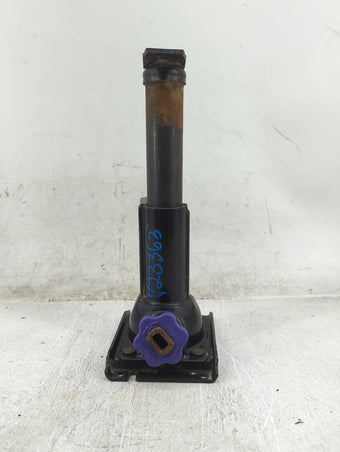 compare product 2006 Dodge Ram 2500 Spare Scissor Car Jack