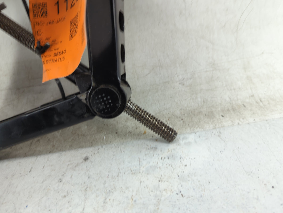 2006 Dodge Stratus Spare Scissor Car Jack - Oemusedautoparts1.com