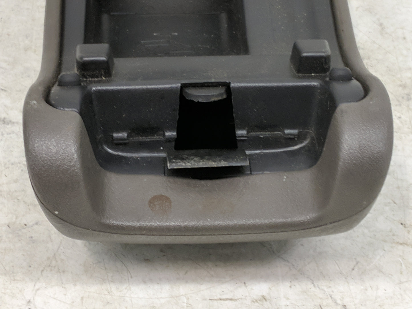 2005-2006 Dodge Stratus Center Console Armrest Cover Lid Fits Fits 2005 2006 OEM Used Auto Parts - Oemusedautoparts1.com