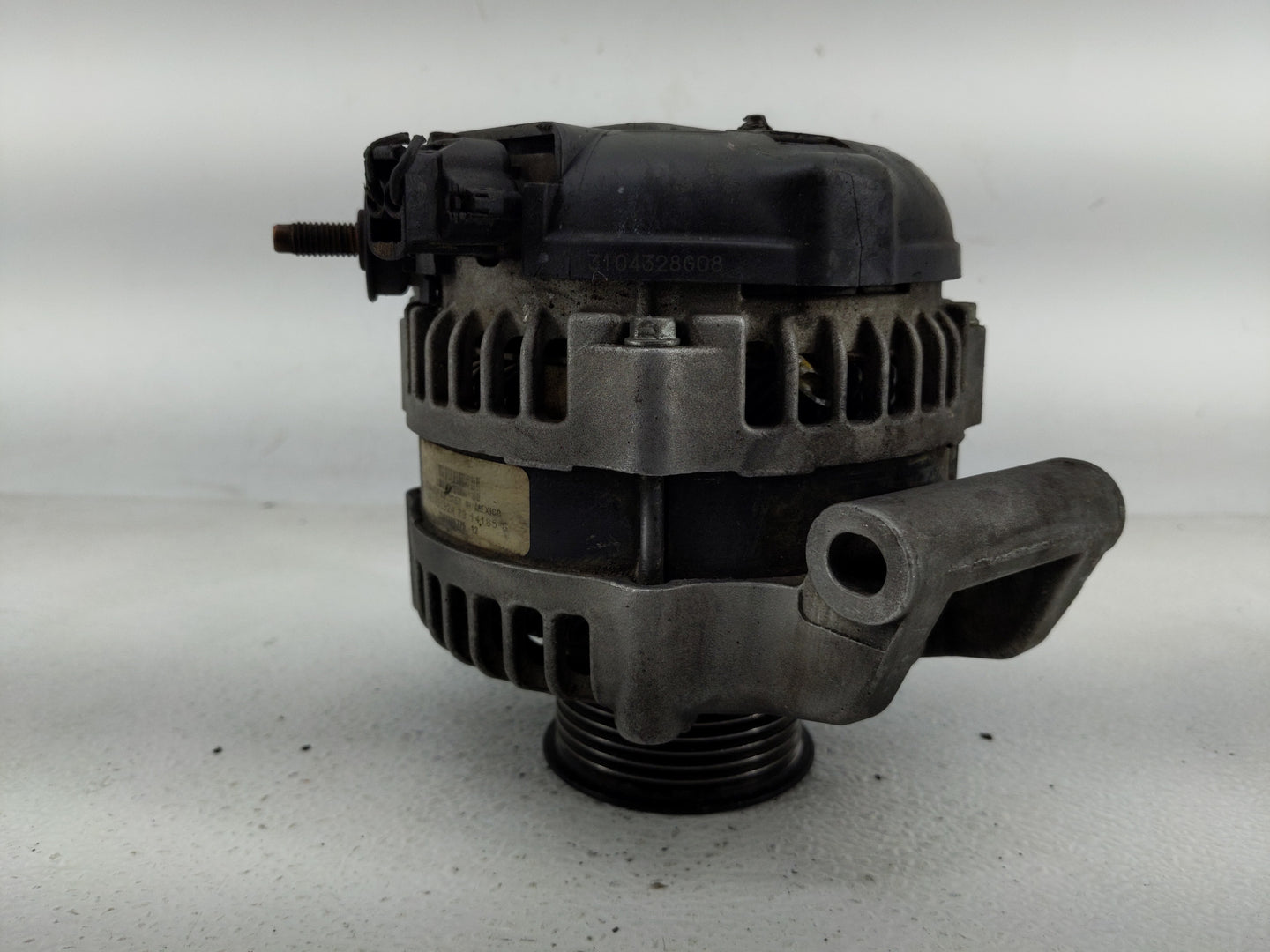 2001-2006 Dodge Stratus Alternator Replacement Generator Charging Assembly Engine OEM Fits Fits 2001 2002 2003 2004 2005 200