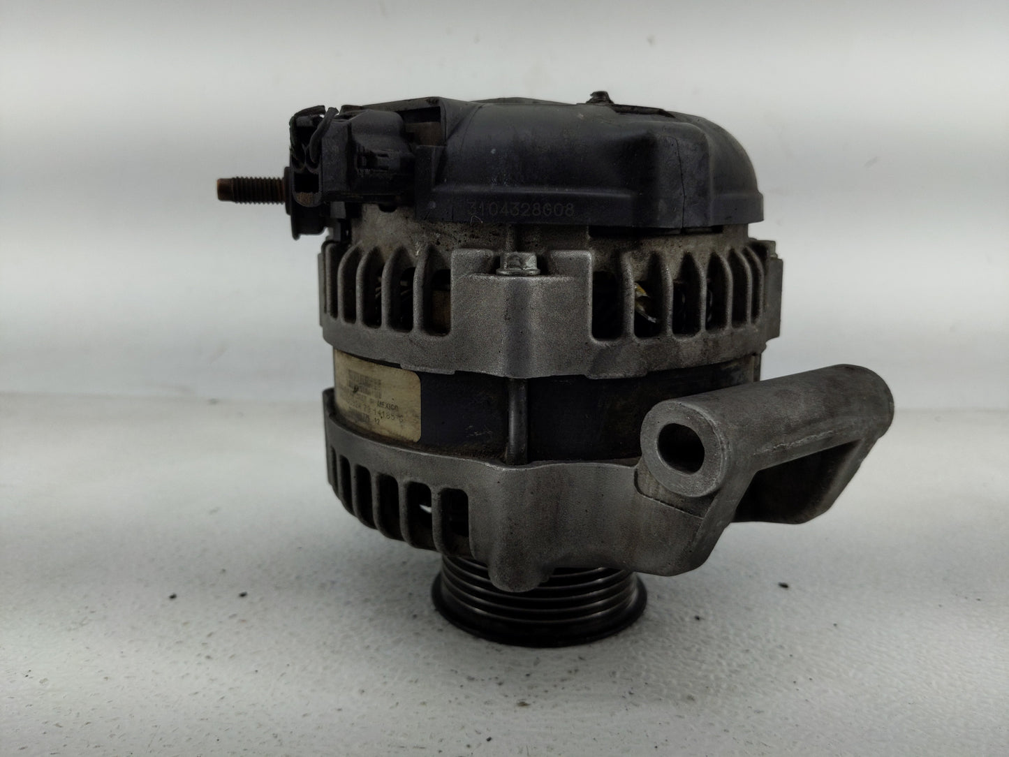 2001-2006 Dodge Stratus Alternator Replacement Generator Charging Assembly Engine OEM Fits Fits 2001 2002 2003 2004 2005 200