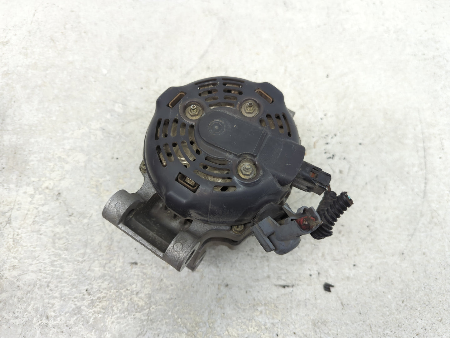2001-2006 Dodge Stratus Alternator Replacement Generator Charging Assembly Engine OEM P/N:421000-0061 04606 755AA Fits OEM U