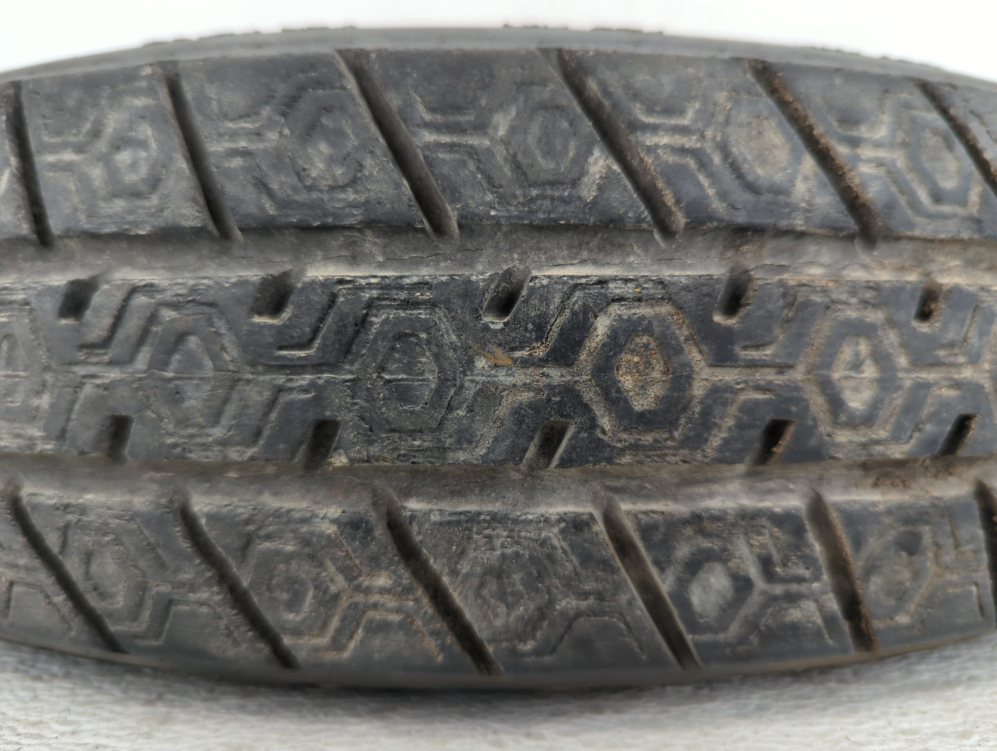 2001-2006 Dodge Stratus Spare Donut Tire Wheel Rim Oem - Oemusedautoparts1.com