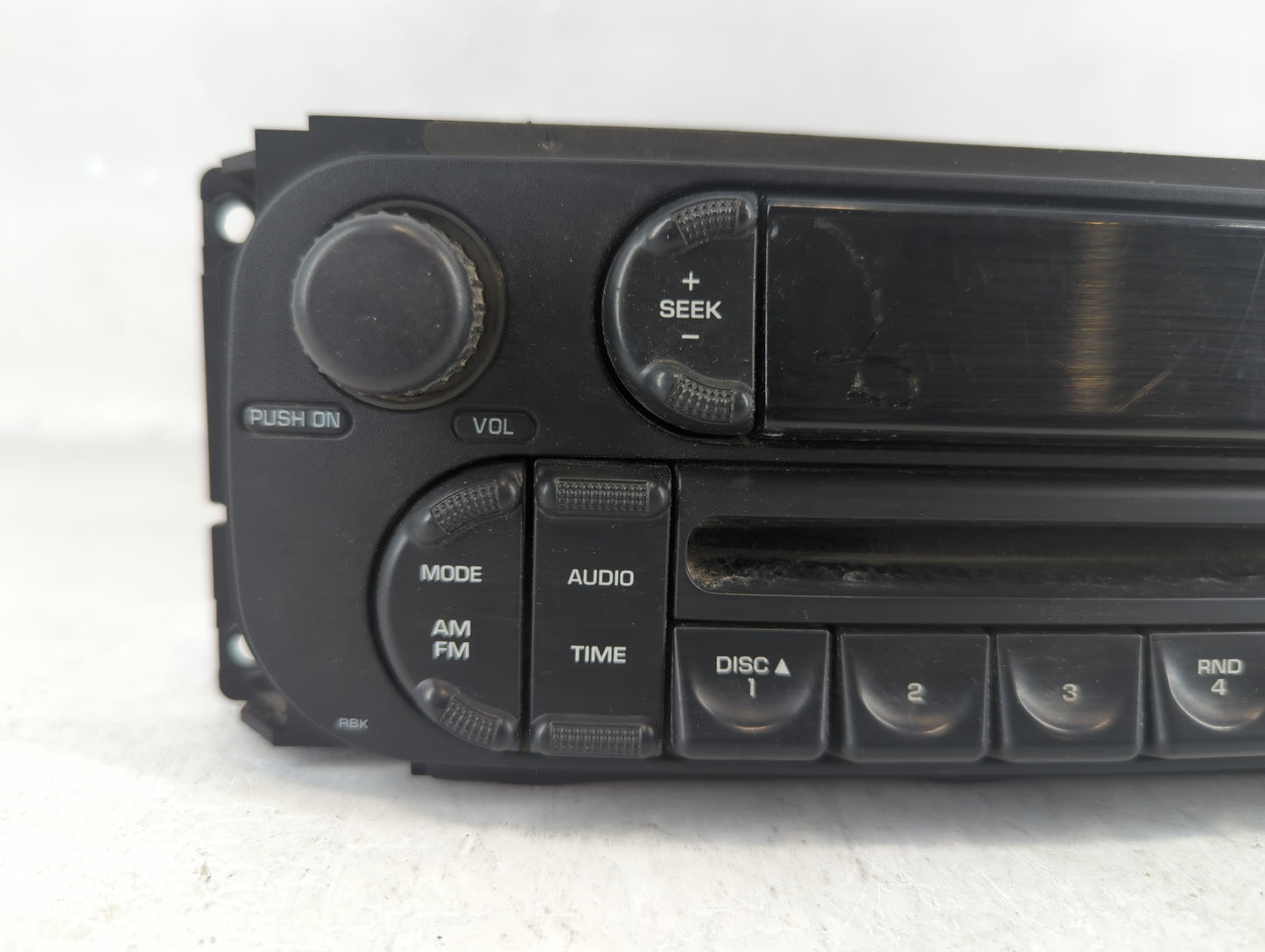 2004-2006 Dodge Stratus Radio AM FM Cd Player Receiver Replacement P/N:P05091506AE Fits OEM Used Auto Parts - Oemusedautopar