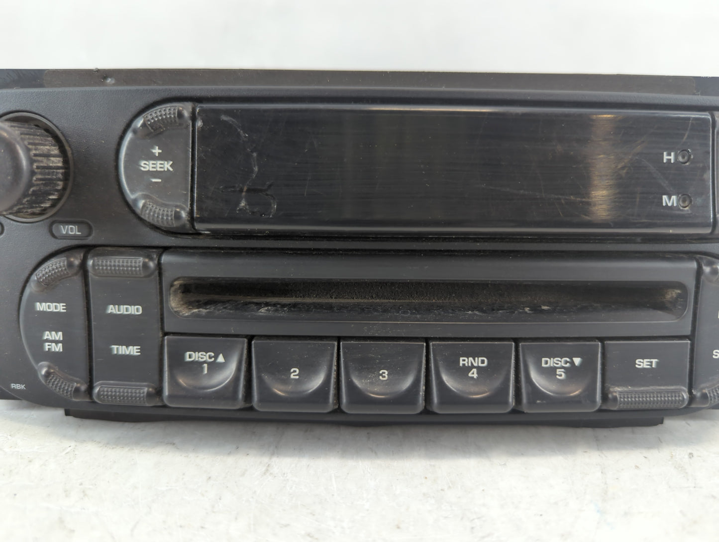 2004-2006 Dodge Stratus Radio AM FM Cd Player Receiver Replacement P/N:P05091506AE Fits OEM Used Auto Parts - Oemusedautopar