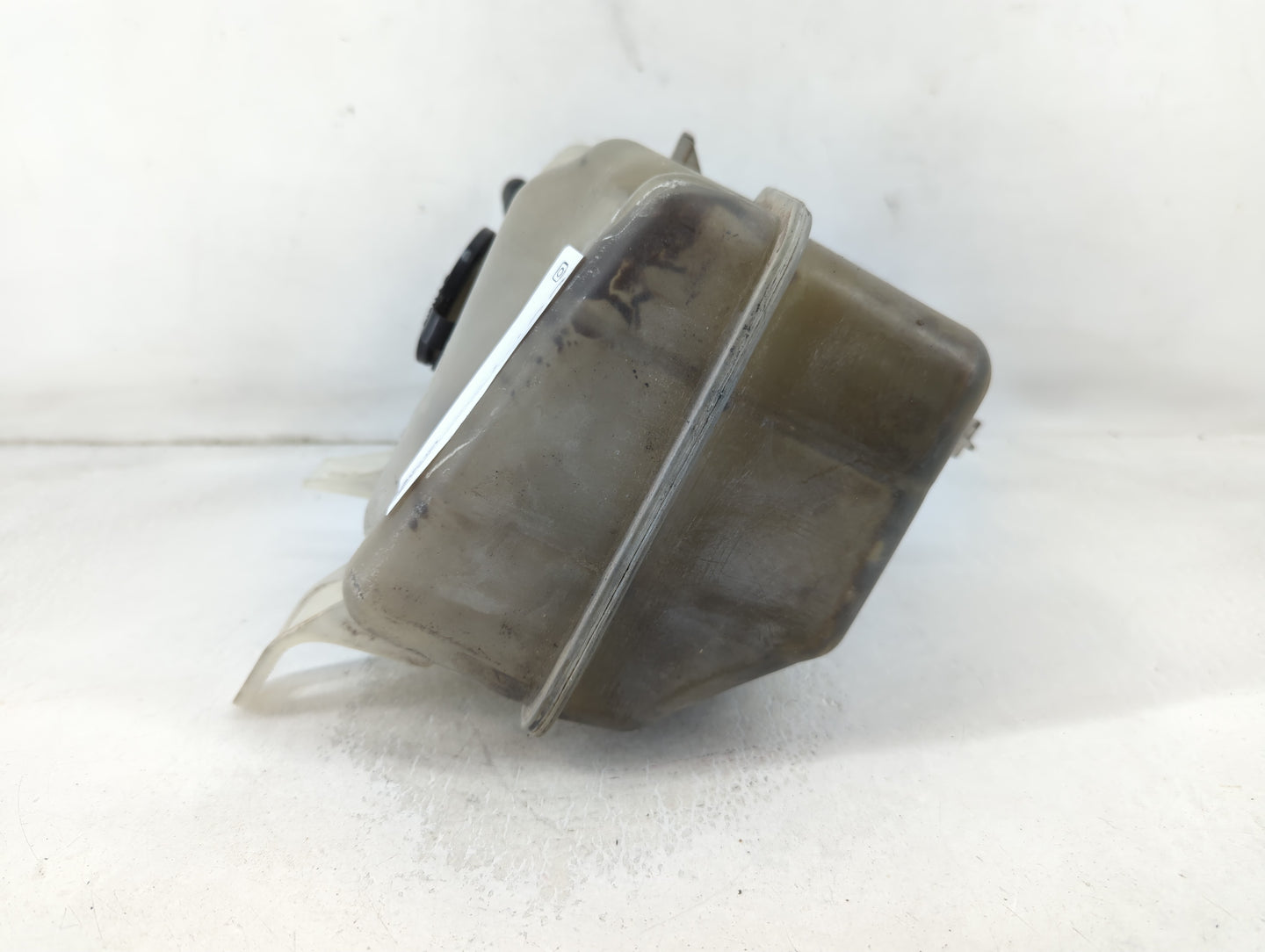2004-2006 Dodge Stratus Windshield Washer Fluid Reservoir Bottle Oem - Oemusedautoparts1.com