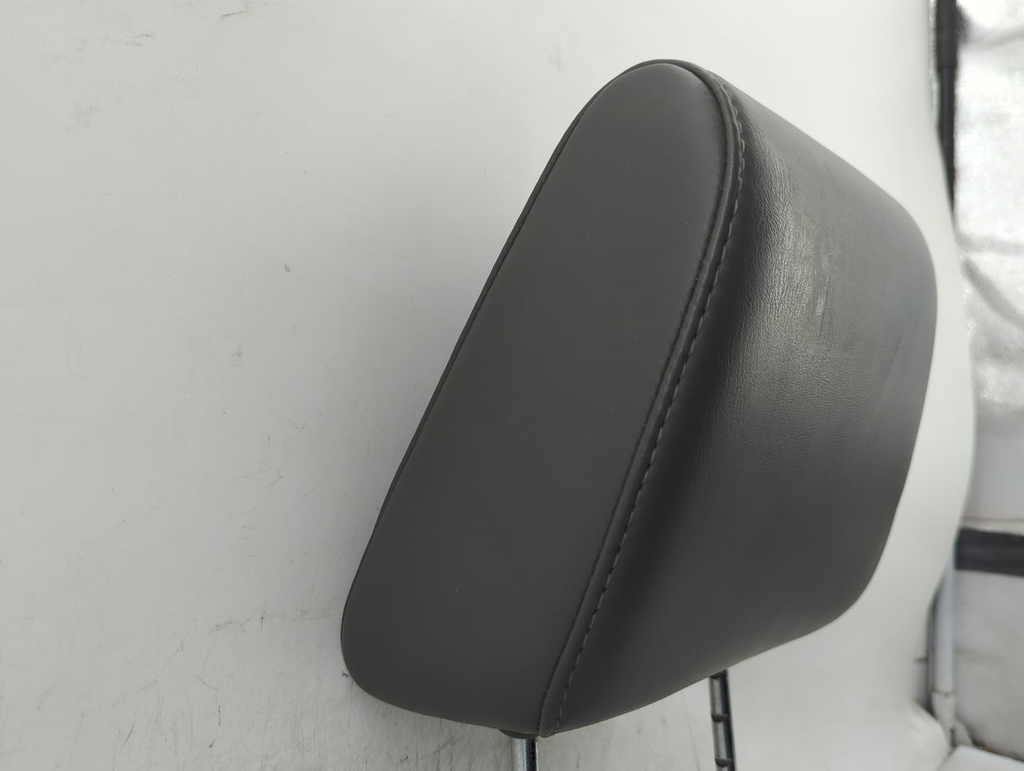 2006 Dodge Ram 1500 Headrest Head Rest Front Driver Passenger Seat Fits OEM Used Auto Parts - Oemusedautoparts1.com
