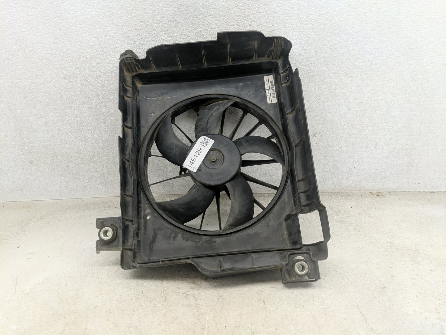 2004-2006 Dodge Ram 1500 Electric Radiator Cooling Fan Motor Assembly - Oemusedautoparts1.com