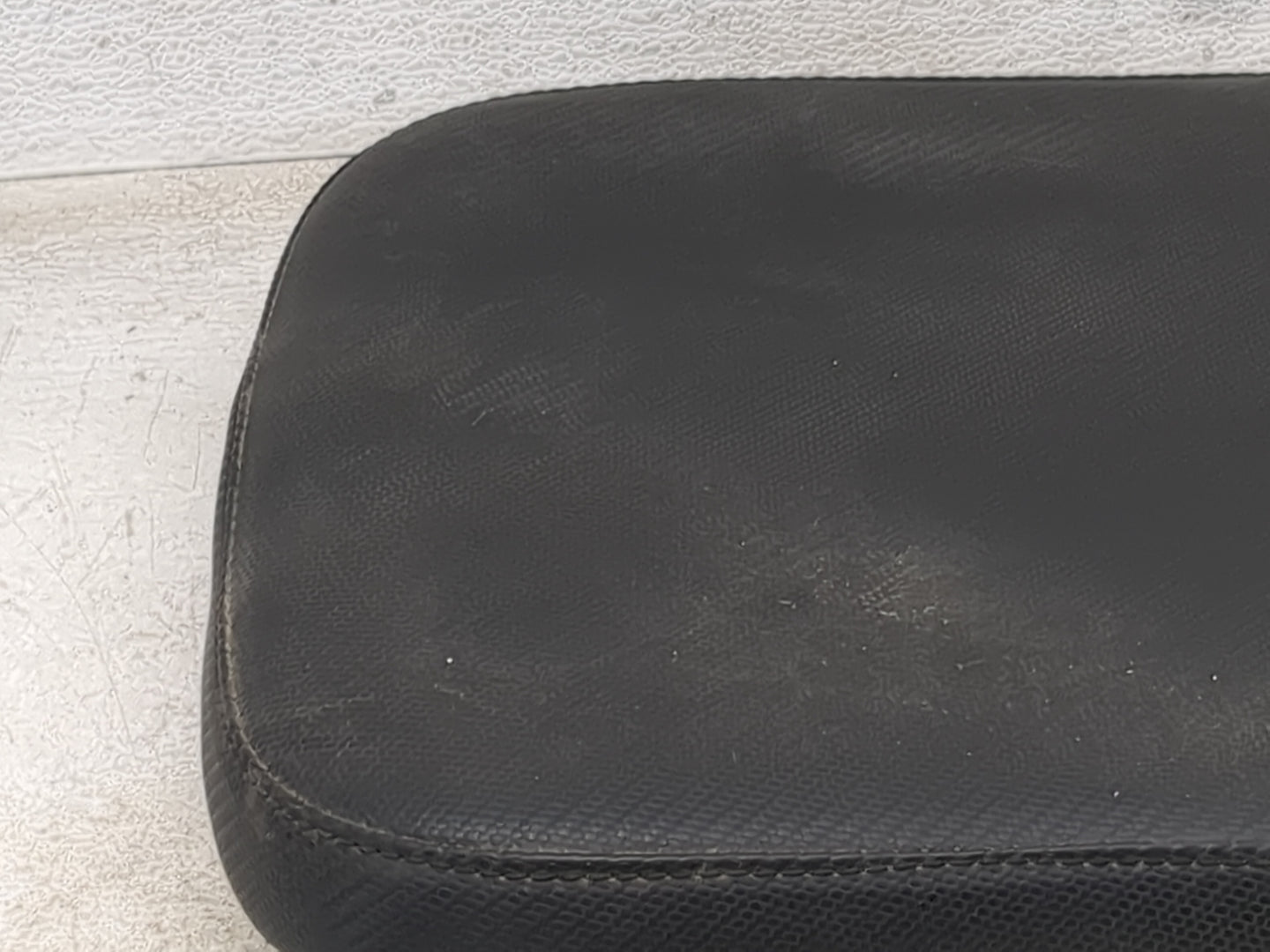 2006 Dodge Ram 1500 Center Console Armrest Cover Lid Fits OEM Used Auto Parts - Oemusedautoparts1.com