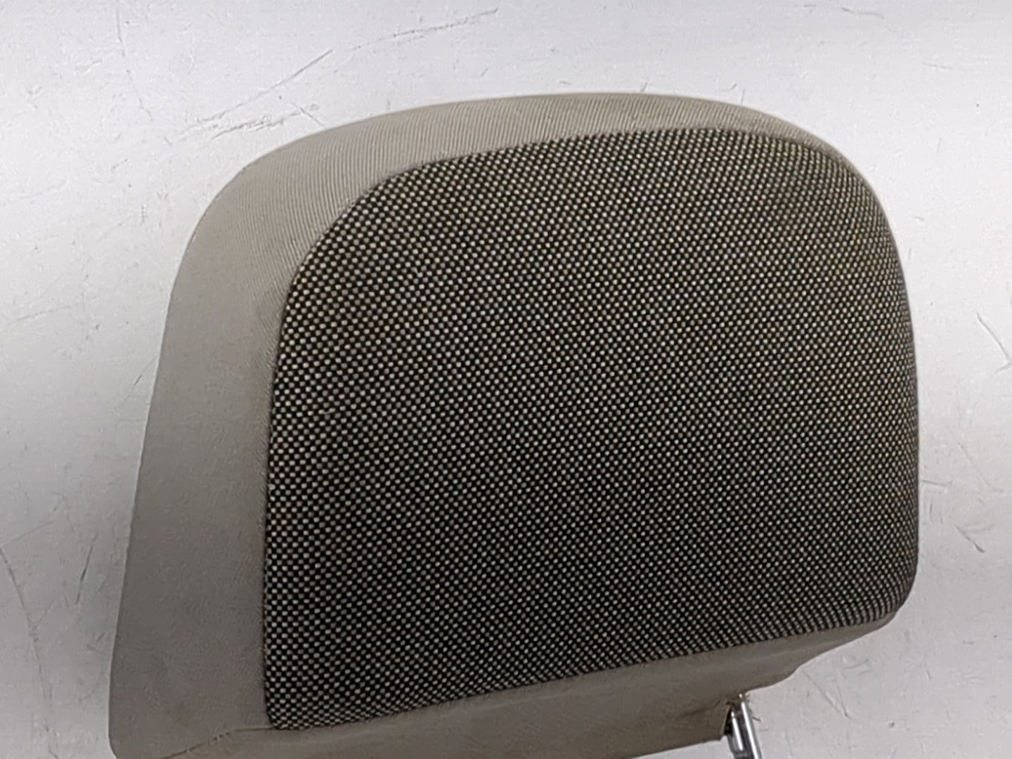 2006 Ford Crown Victoria Headrest Head Rest Front Driver Passenger Seat Fits OEM Used Auto Parts - Oemusedautoparts1.com