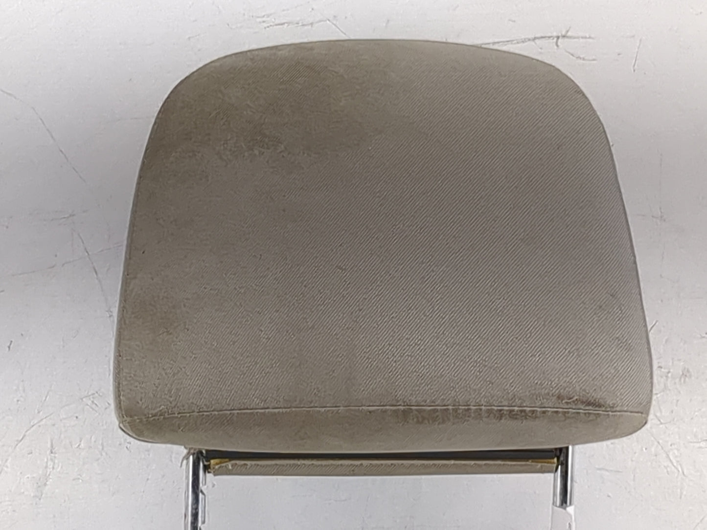 2006 Ford Crown Victoria Headrest Head Rest Front Driver Passenger Seat Fits OEM Used Auto Parts - Oemusedautoparts1.com