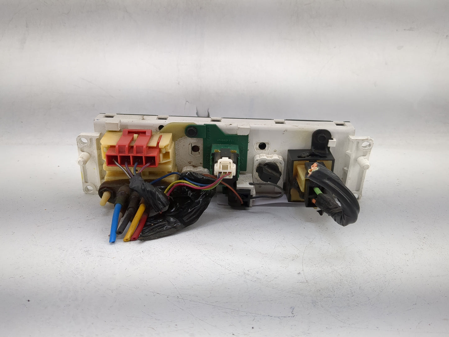 1998-2011 Ford Crown Victoria Climate Control Module Temperature AC/Heater Replacement P/N:XW7H-19C733-AA Fits OEM Used Auto