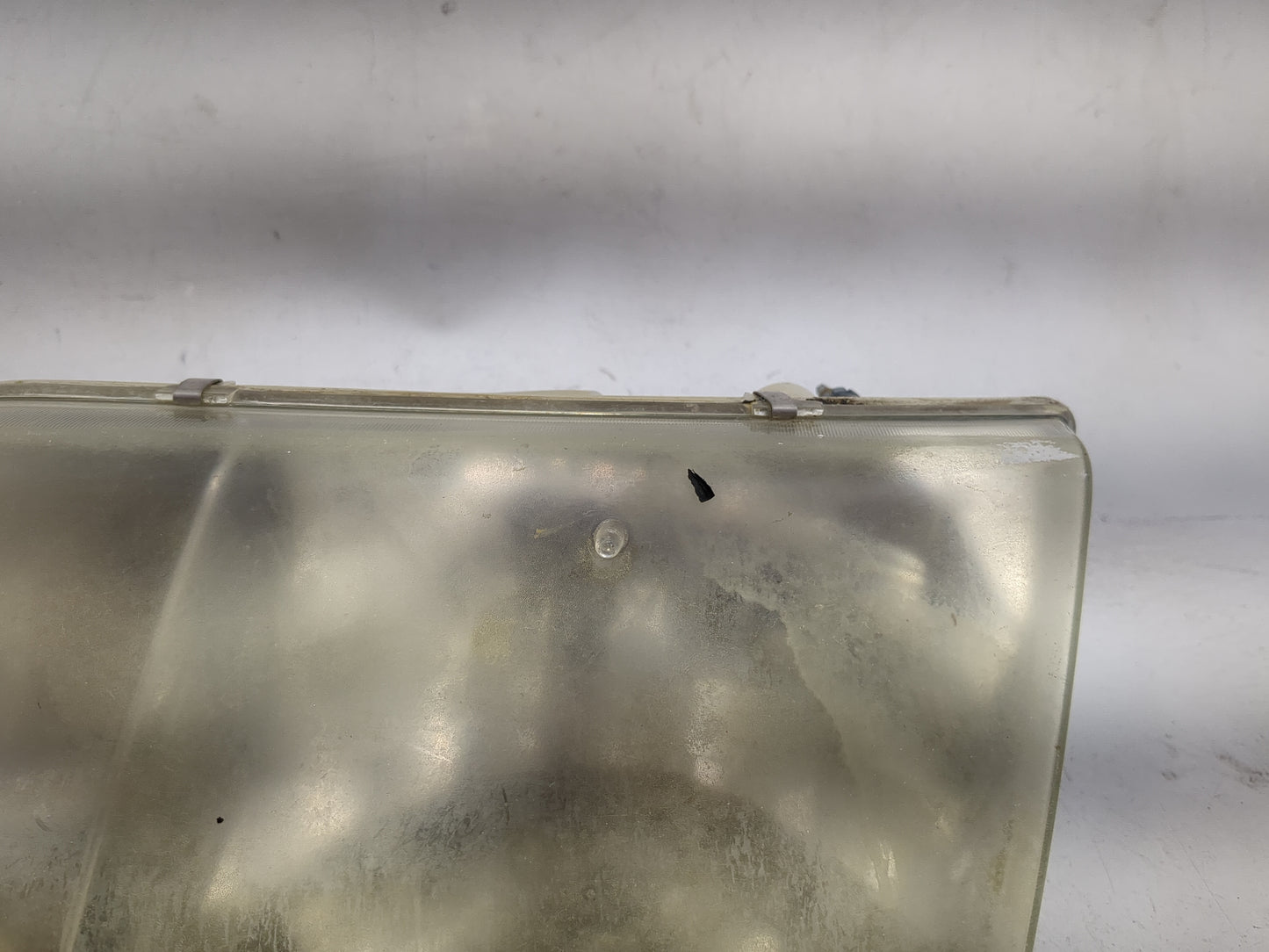 2003-2011 Ford Crown Victoria Driver Left Oem Head Light Headlight Lamp 1481306 - Oemusedautoparts1.com