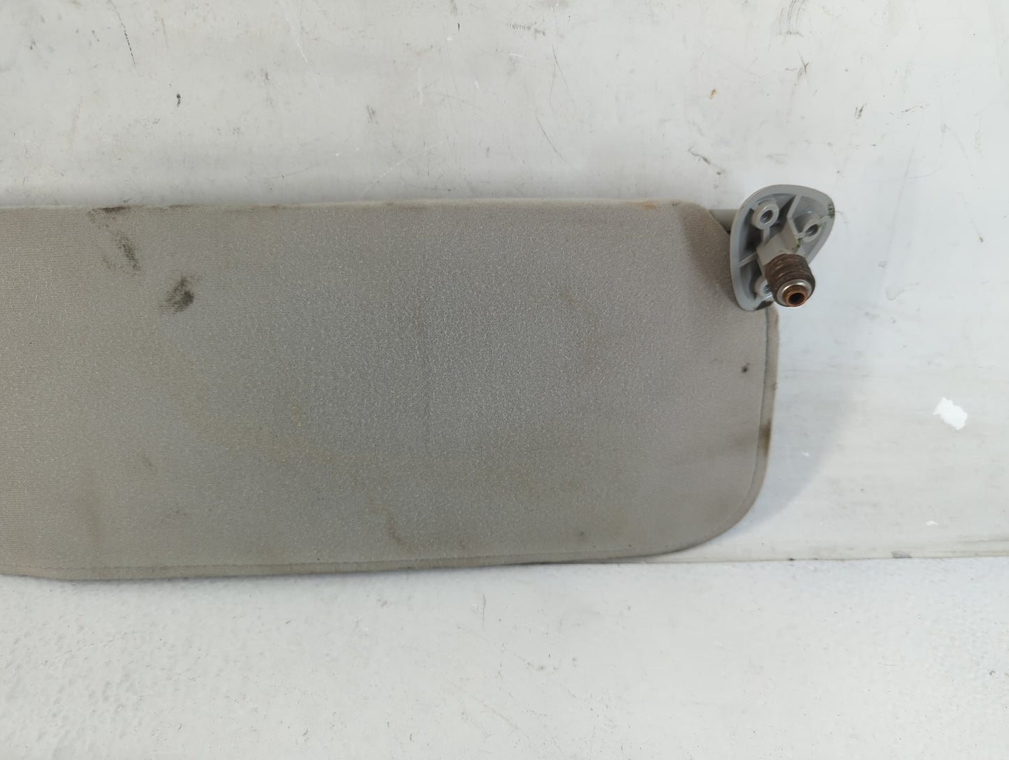 2003-2008 Ford E-150 Sun Visor Shade Replacement Passenger Right Mirror Fits Fits 2003 2004 2005 2006 2007 2008 OEM Used Aut