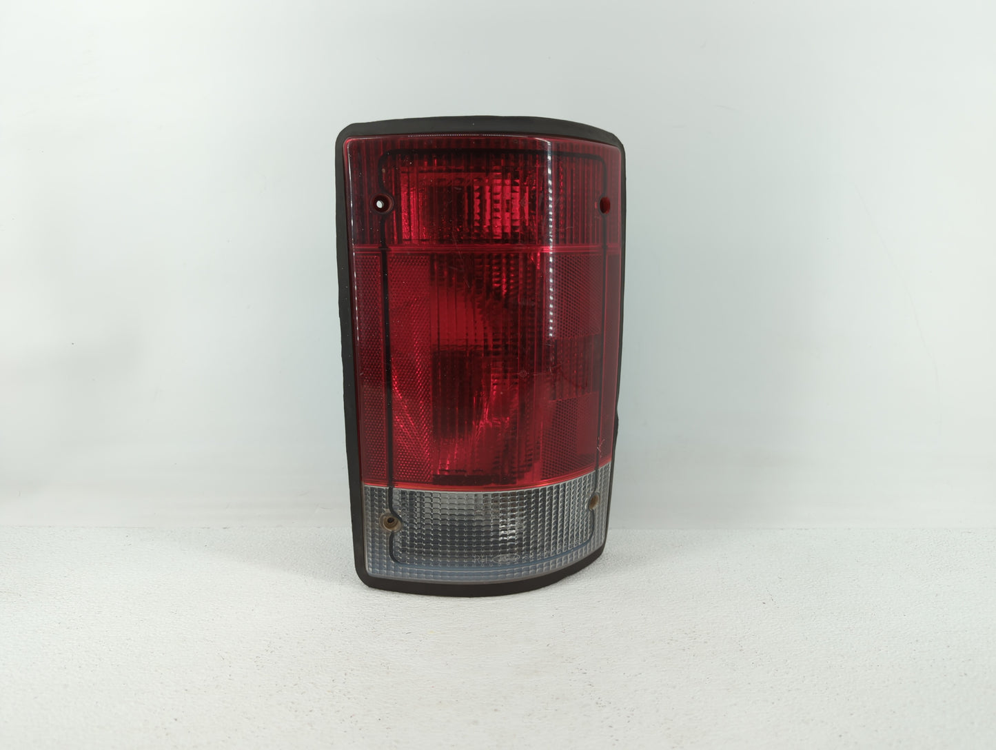 2005-2014 Ford E-250 Tail Light Assembly Passenger Right OEM P/N:F7UB-13440-AA Fits OEM Used Auto Parts - Oemusedautoparts1.