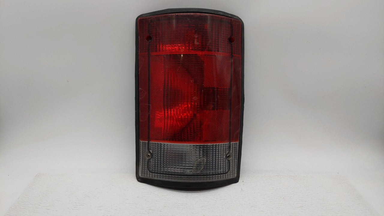 2005 Ford E-350 Club Wagon Tail Light Assembly Passenger Right OEM Fits Fits 2006 2007 2008 2009 2010 2011 2012 2013 2014 OE
