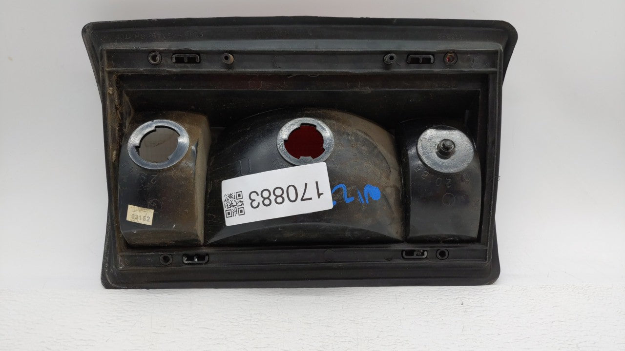 2005 Ford E-350 Club Wagon Tail Light Assembly Passenger Right OEM Fits Fits 2006 2007 2008 2009 2010 2011 2012 2013 2014 OE