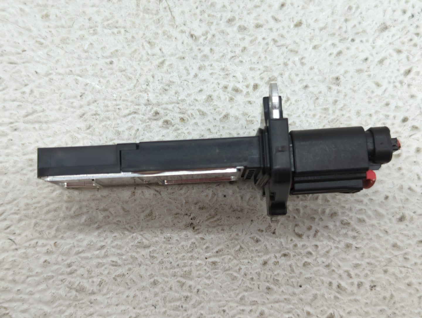 2004-2005 Ford E-350 Club Wagon Mass Air Flow Meter Maf - Oemusedautoparts1.com