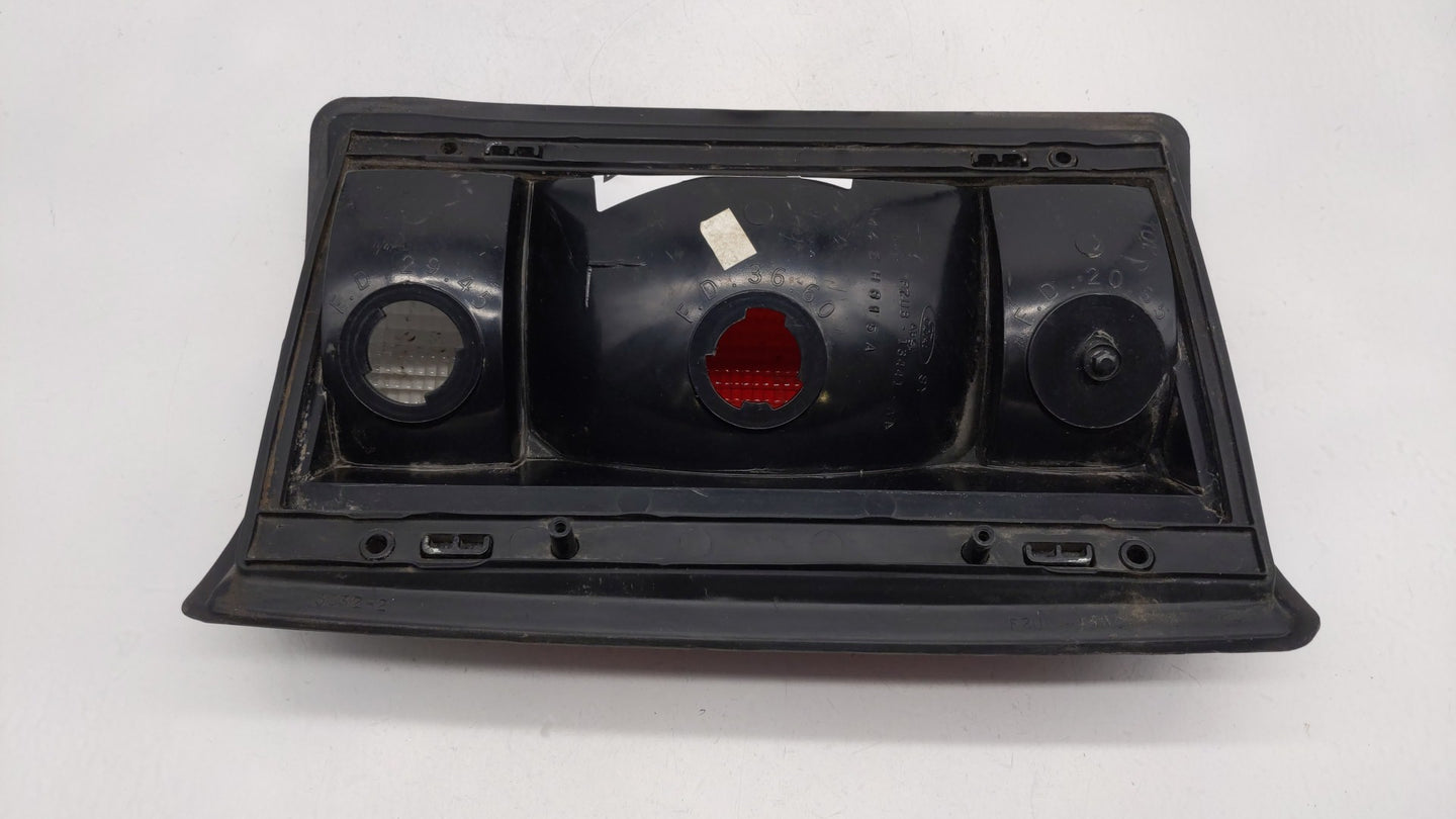 2007-2008 Ford E-350 Econoline Tail Light Assembly Driver Left OEM P/N:F7UB 13441 A1 Fits OEM Used Auto Parts - Oemusedautop