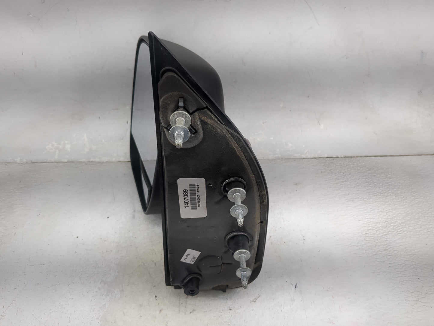 2006 Ford E150 Driver Side View Mirror - Left Door Mirror OEM Used - Oemusedautoparts1.com