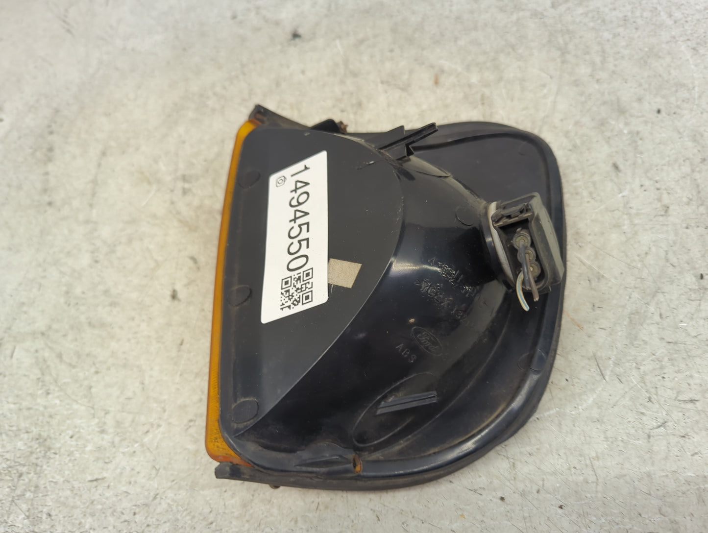 Ford E250 Passenger Right Oem Front Light Lamp Black - Oemusedautoparts1.com