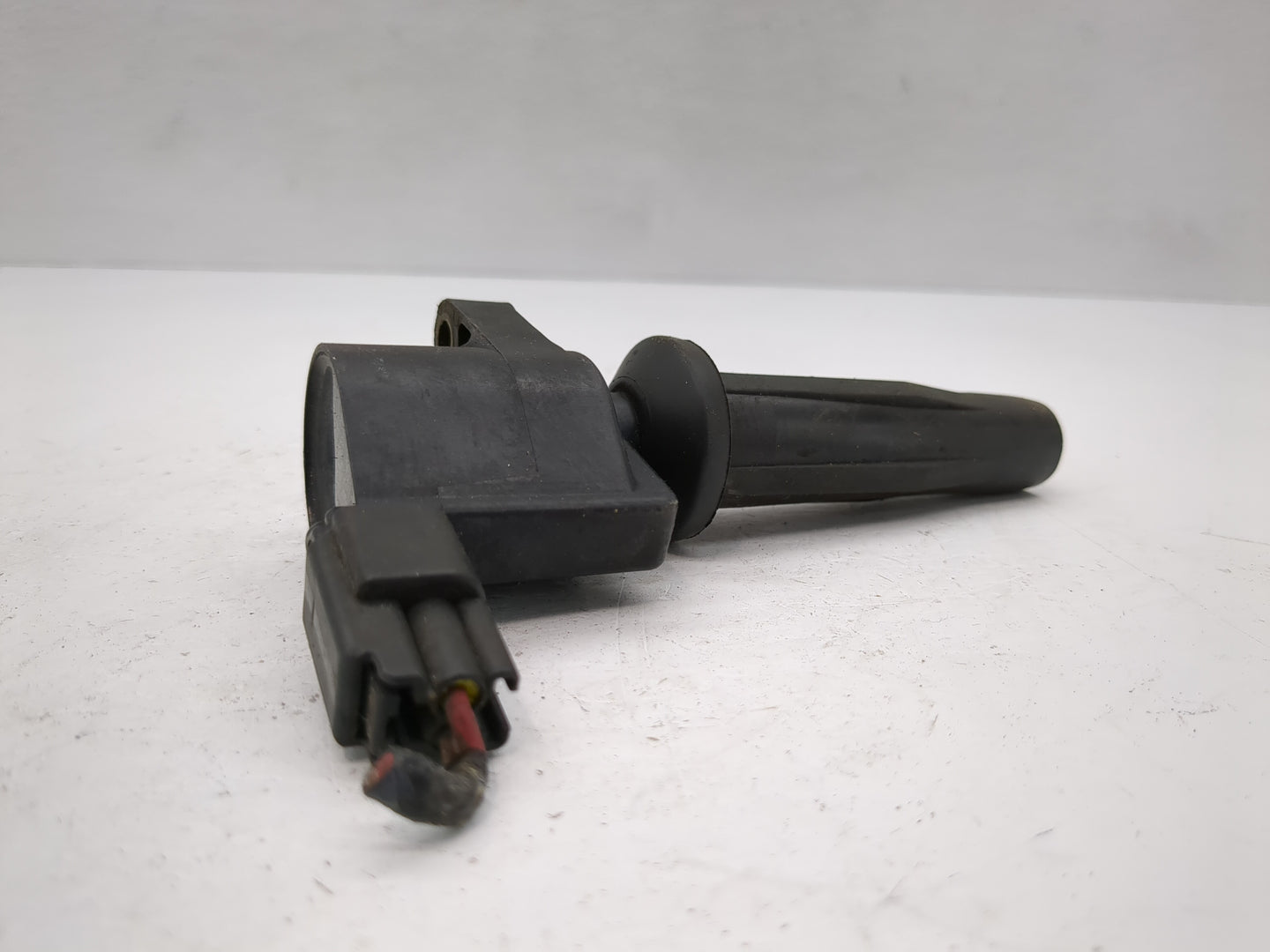 2005-2008 Ford Escape Ignition Coil Igniter Pack - Oemusedautoparts1.com