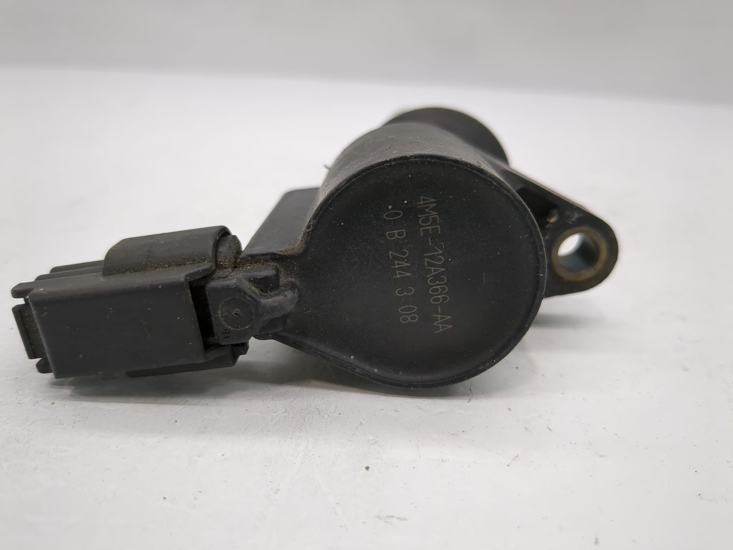 2005-2008 Ford Escape Ignition Coil Igniter Pack - Oemusedautoparts1.com