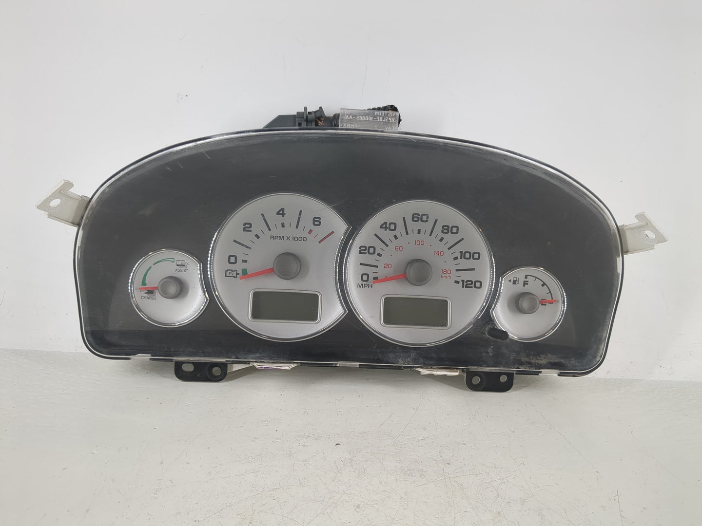 2006-2007 Ford Escape Instrument Cluster Speedometer Gauges P/N:5L8F-10A855-AC Miles: Fits Fits 2006 2007 OEM Used Auto Part