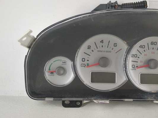2006-2007 Ford Escape Instrument Cluster Speedometer Gauges P/N:5L8F-10A855-AC Fits Fits 2006 2007 OEM Used Auto Parts