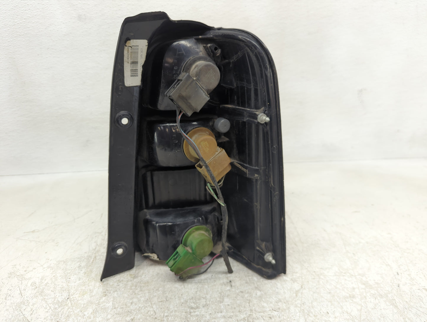 2001-2007 Ford Escape Tail Light Assembly Driver Left OEM P/N:4L34-13B505-D Fits Fits 2001 2002 2003 2004 2005 2006 2007 OEM