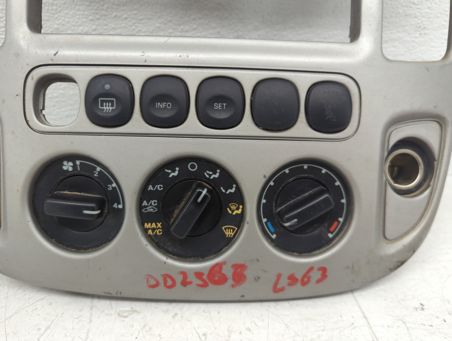 2002-2007 Ford Escape Climate Control Module Temperature AC/Heater Replacement Fits Fits 2002 2003 2004 2005 2006 2007 OEM U