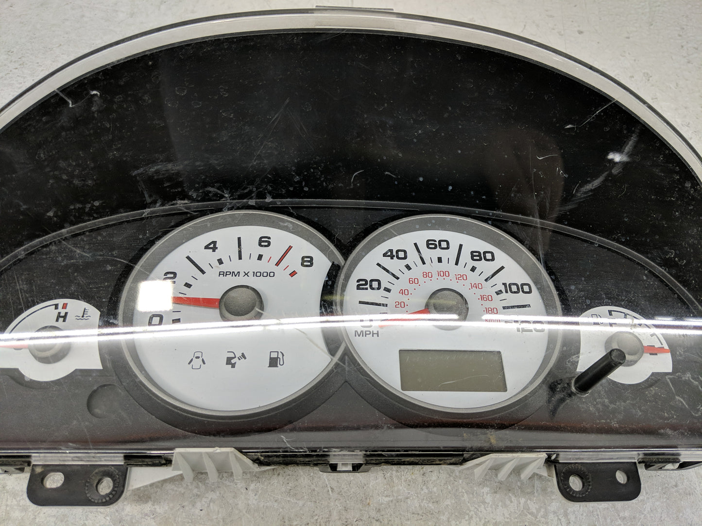 2006 Ford Escape Instrument Cluster Speedometer Gauges Fits OEM Used Auto Parts - Oemusedautoparts1.com