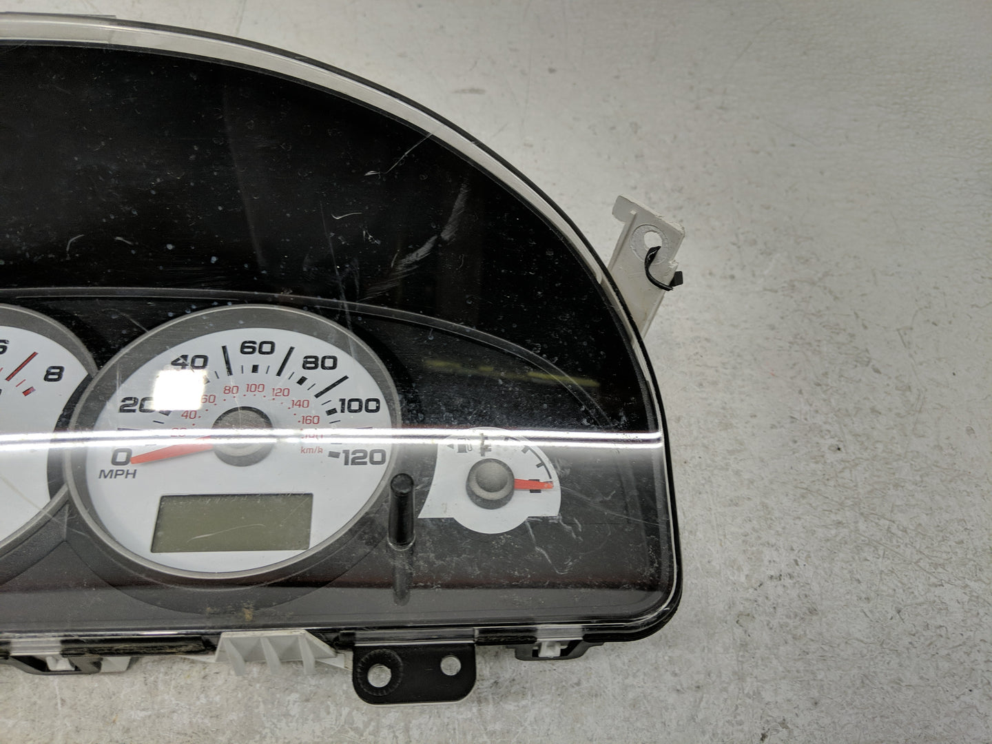 2006 Ford Escape Instrument Cluster Speedometer Gauges Fits OEM Used Auto Parts - Oemusedautoparts1.com