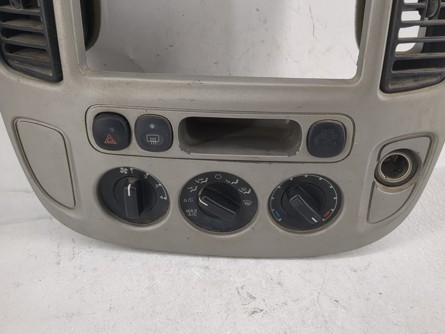 2002-2007 Ford Escape Climate Control Module Temperature AC/Heater Replacement Fits Fits 2002 2003 2004 2005 2006 2007 OEM U