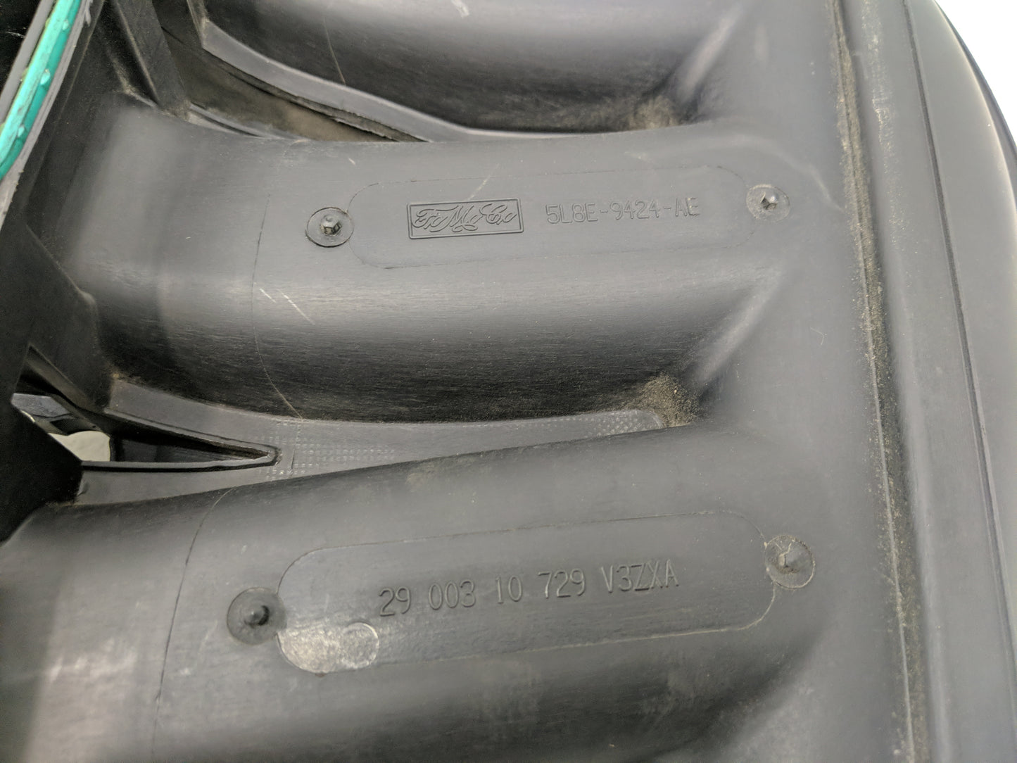 2005-2007 Ford Escape Air Intake Manifold Fits Fits 2005 2006 2007 OEM Used Auto Parts - Oemusedautoparts1.com