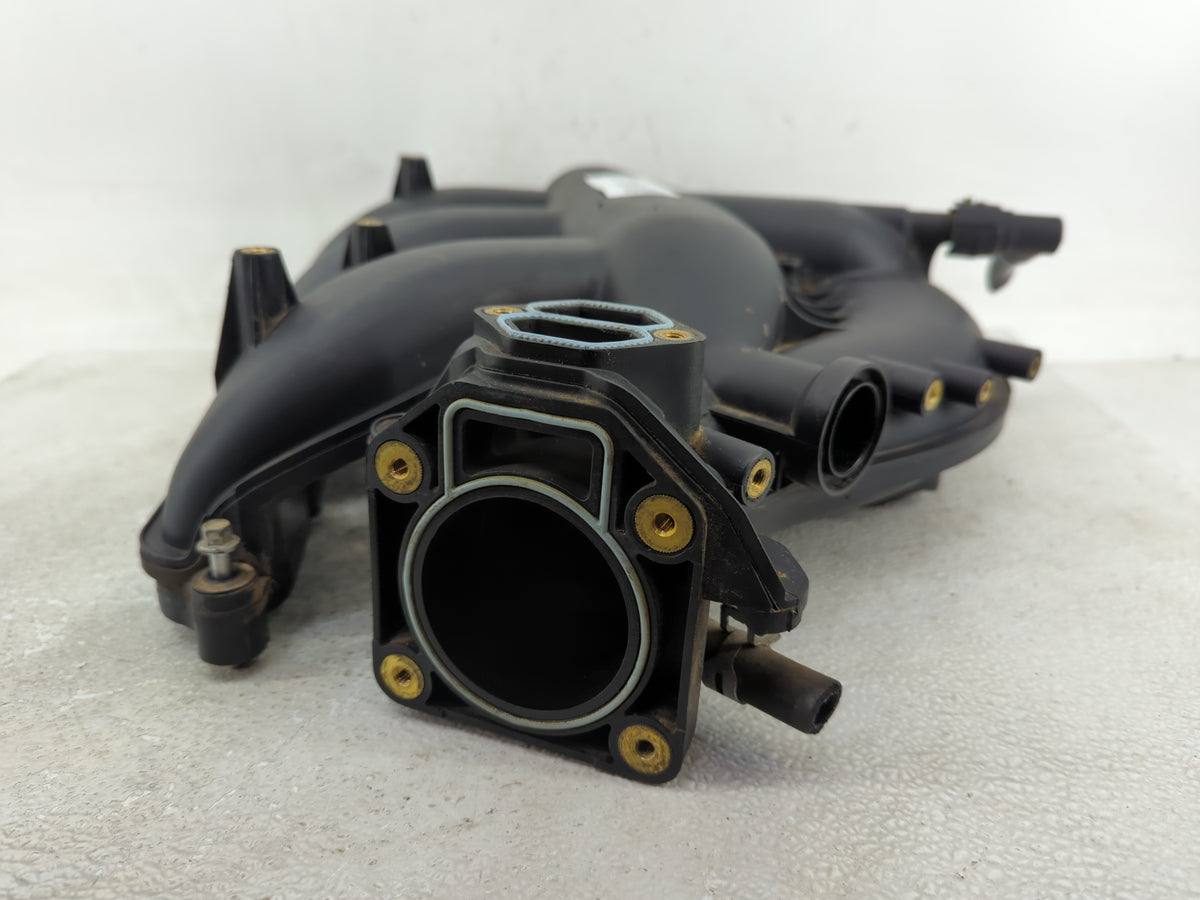 2005-2007 Ford Escape Air Intake Manifold P/N:5L8E-9424-AE Fits Fits 2005 2006 2007 OEM Used Auto Parts - Oemusedautoparts1.