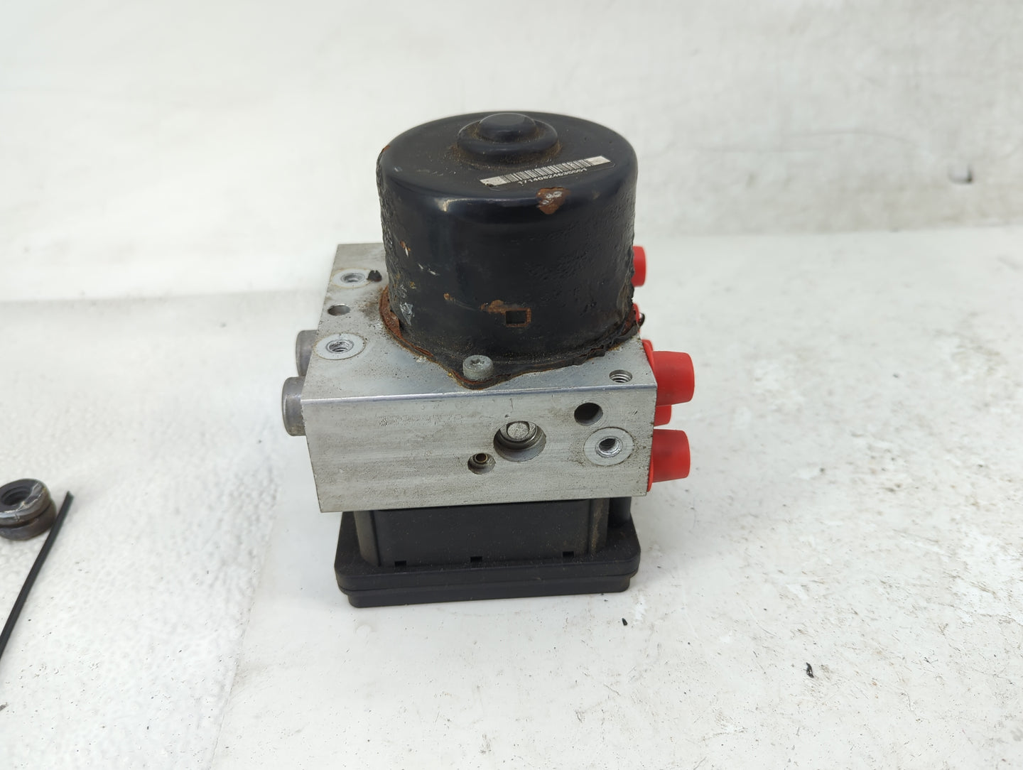 2005-2007 Ford Escape ABS Pump Control Module Replacement P/N:6L8T-2C219-BB Fits Fits 2005 2006 2007 OEM Used Auto Parts - O