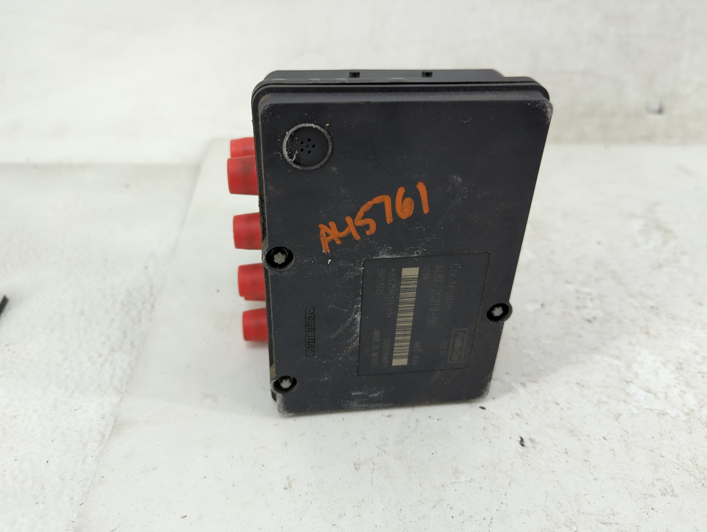 2005-2007 Ford Escape ABS Pump Control Module Replacement P/N:6L8T-2C219-BB Fits Fits 2005 2006 2007 OEM Used Auto Parts - O