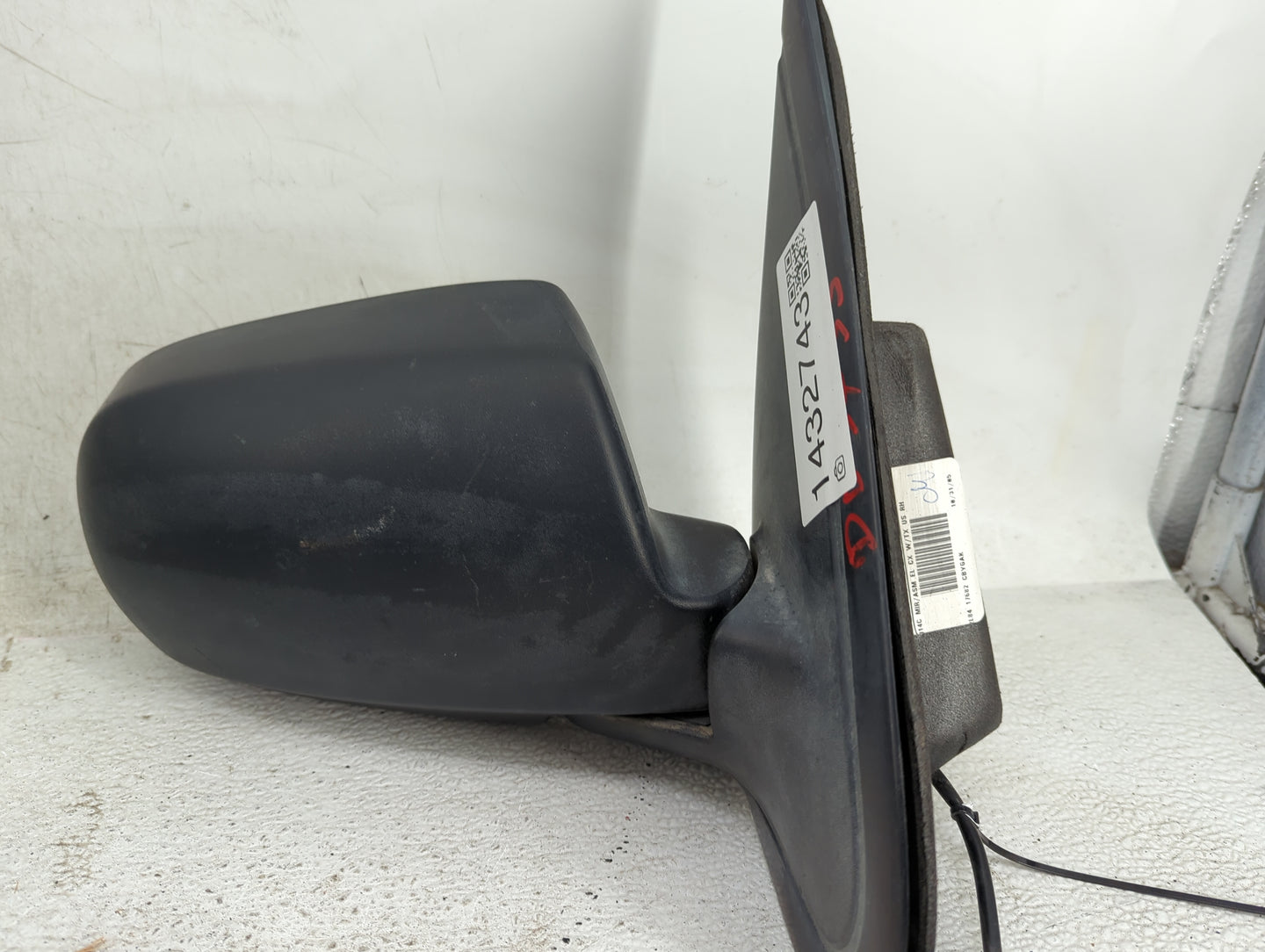 2001-2007 Ford Escape Passenger Side View Mirror - Right Door Mirror OEM Used - Oemusedautoparts1.com