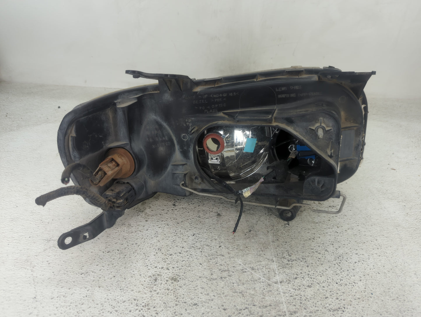 2005-2007 Ford Escape Driver Left Oem Head Light Headlight Lamp - Oemusedautoparts1.com